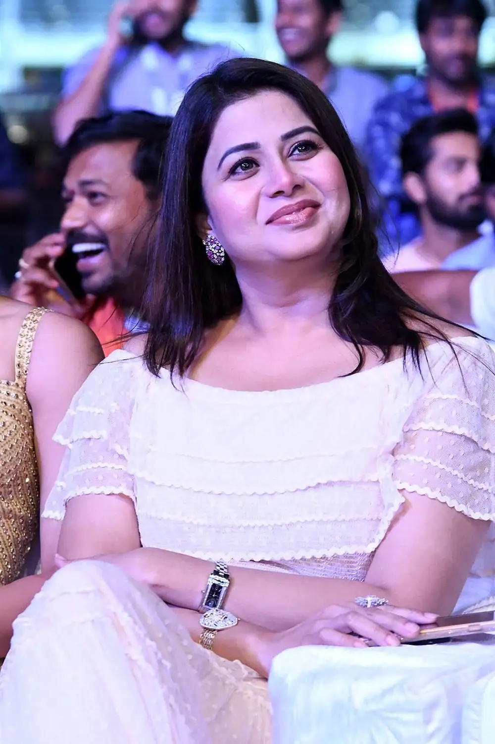 SANGEETHA IN WHITE DRESS AT MOVIE PRE RELEASE FUNCTION 7